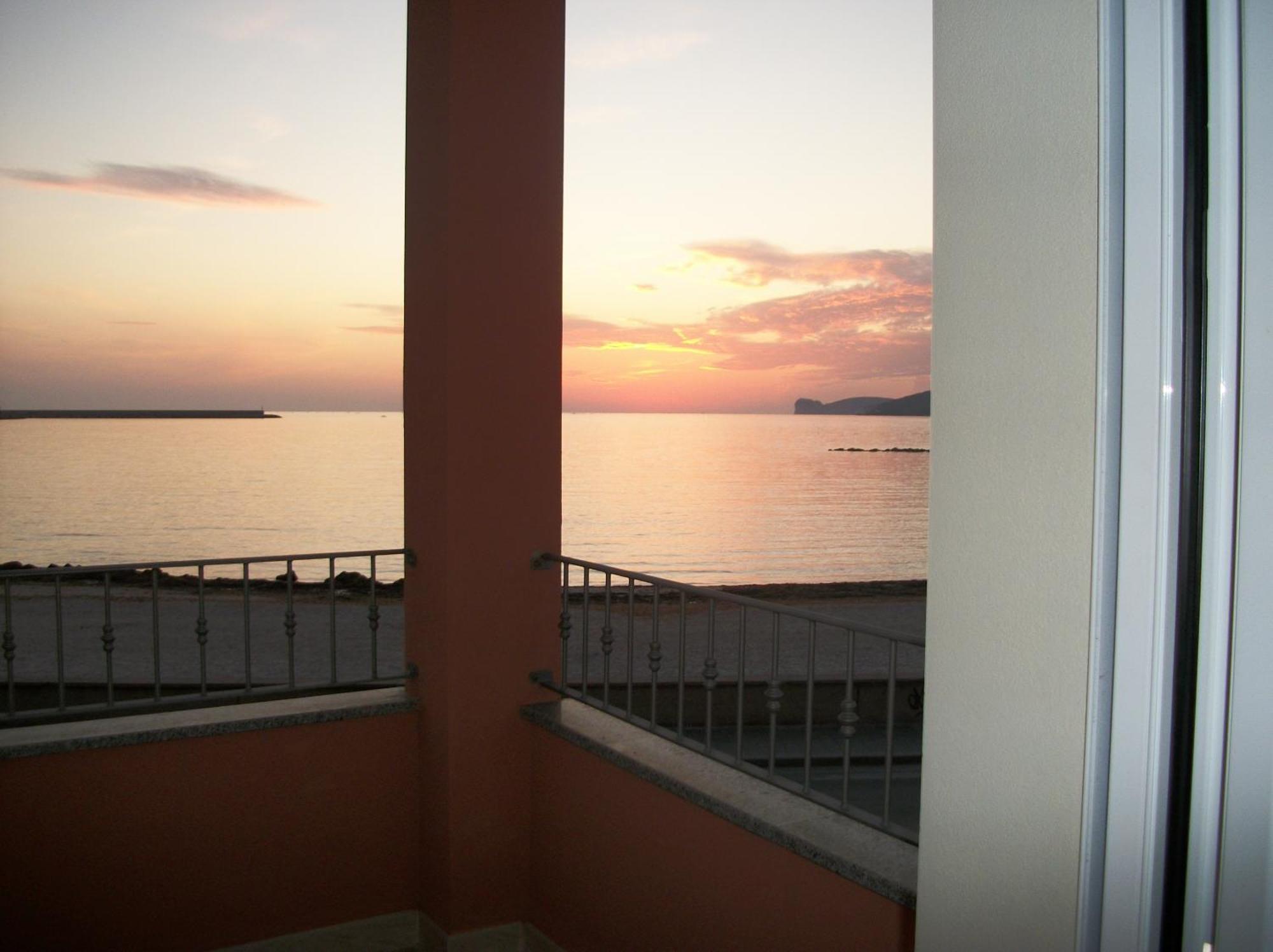 Guest House Sea Rooms Alghero Eksteriør billede